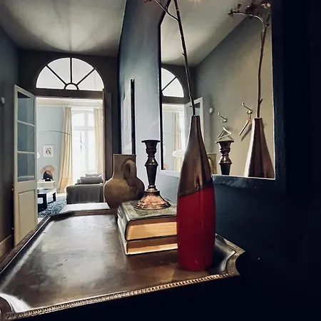 Le Petit 42 Victor Hugo, Centre Апартаменты *
